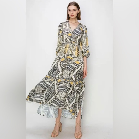 MELLODAY Dresses & Skirts - Melloday Print Tie Back Tiered Midi Dress Size S Boho Long Sleeve